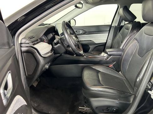 Used 2022 Jeep Compass Latitude AWD/4WD image 12