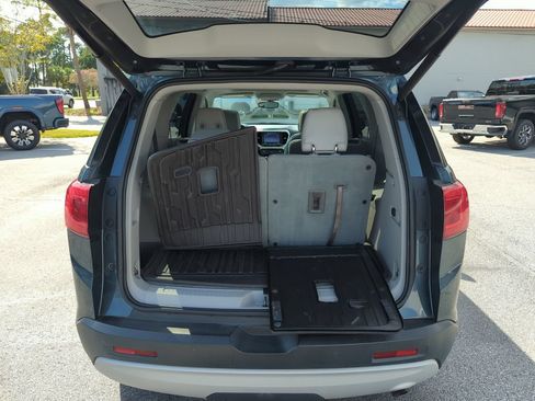 Used 2019 GMC Acadia SLT w/ LPO, Floor Liner Package FWD image 26