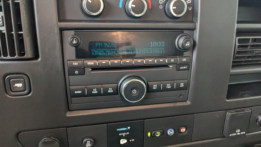 Used 2019 Chevrolet Express 3500 w/ Power Convenience Package RWD image 30