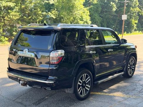 Used 2019 Toyota 4Runner Limited AWD/4WD image 5