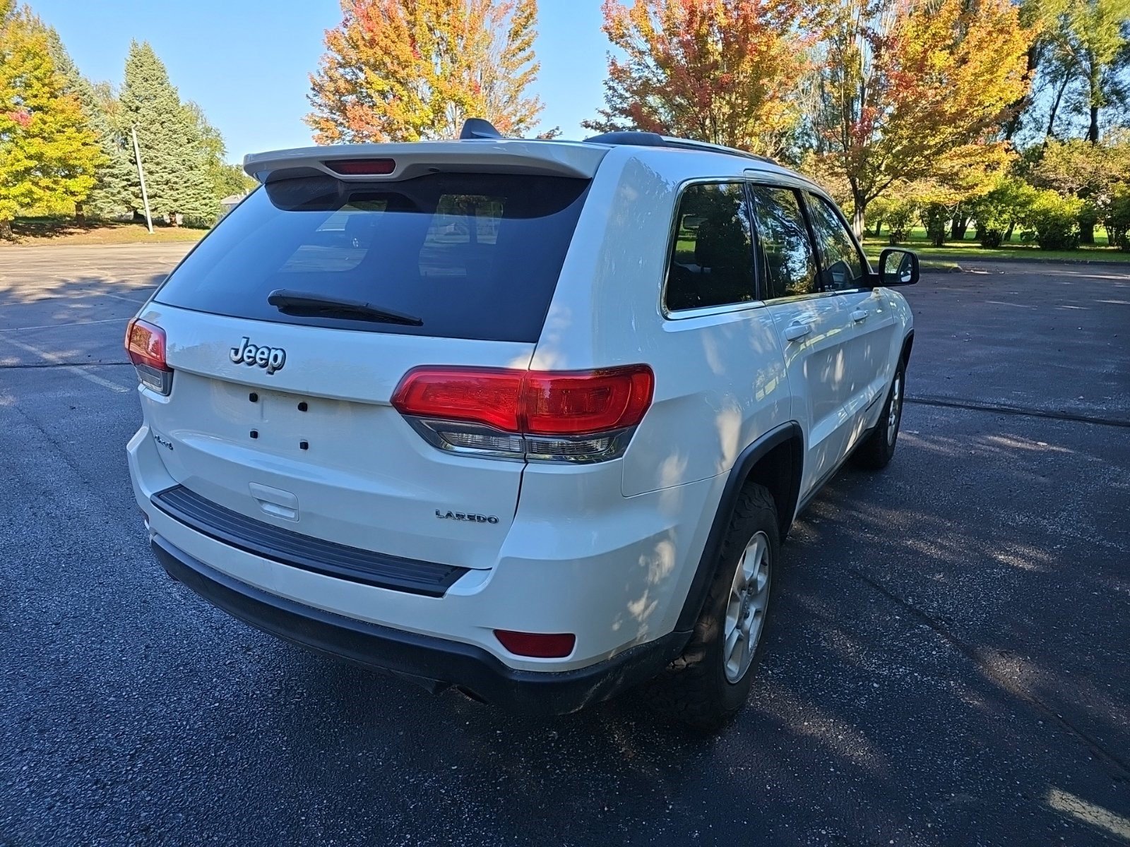 Used 2014 Jeep Grand Cherokee Laredo w/ Quick Order Package 23E AWD/4WD image 6
