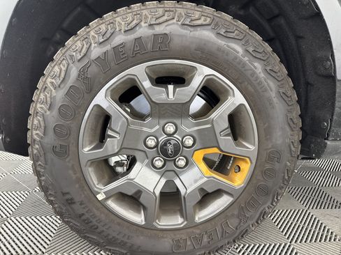 Used 2025 Ford Maverick Tremor AWD/4WD image 12