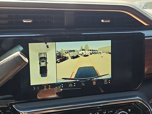 Used 2025 GMC Sierra 3500 Denali Ultimate AWD/4WD image 14