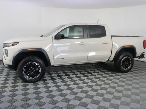 New 2026 GMC Canyon AT4 image 2