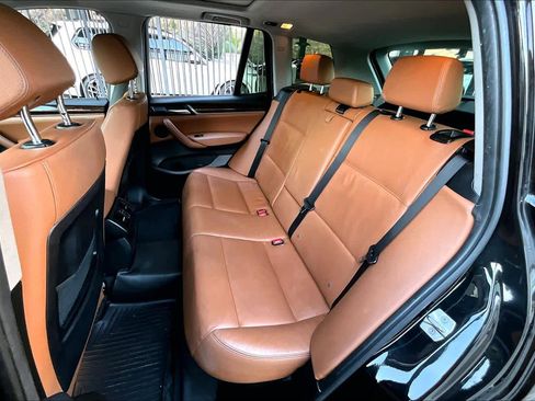 Used 2017 BMW X3 xDrive28i image 19