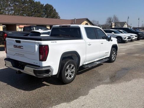 Used 2022 GMC Sierra 1500 SLE image 3