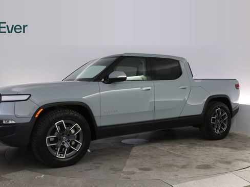 Used 2023 Rivian R1T Adventure image 18