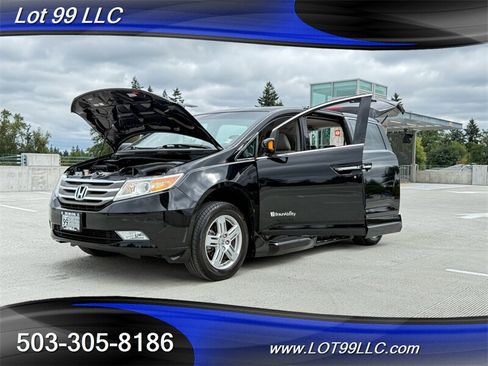 Used 2011 Honda Odyssey Touring image 27