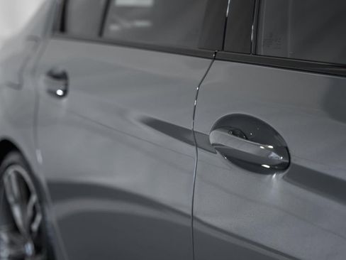 Used 2021 BMW M550i xDrive w/ Premium Package image 21