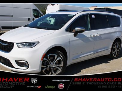 New 2026 Chrysler Pacifica Pinnacle