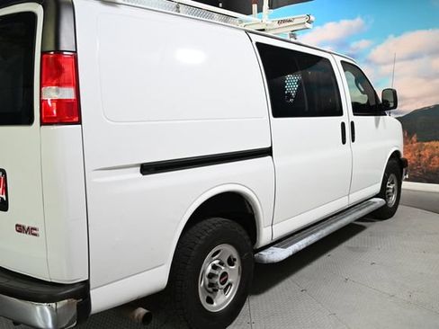 Used 2019 GMC Savana 2500 w/ Driver Convenience Package RWD image 8