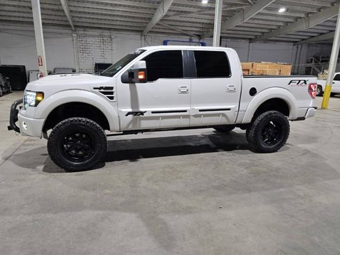 Used 2014 Ford F150 Lariat w/ Equipment Group 502A Luxury AWD/4WD image 5