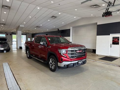 Used 2024 GMC Sierra 1500 SLT w/ SLT Premium Plus Package AWD/4WD image 1