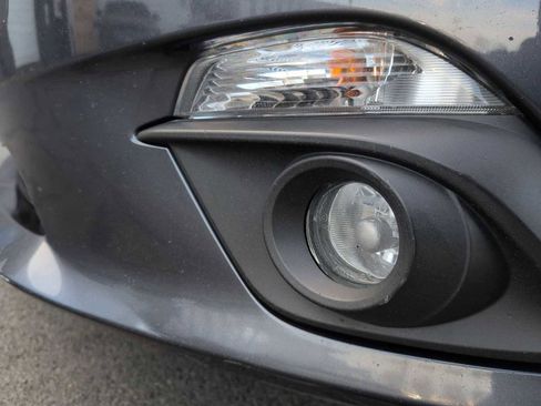 Used 2016 MAZDA MAZDA3 i Grand Touring image 11