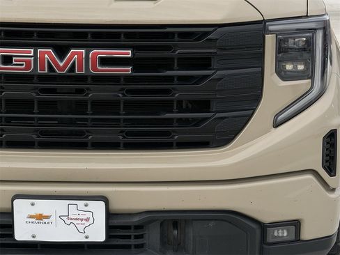 Used 2022 GMC Sierra 1500 Elevation image 8