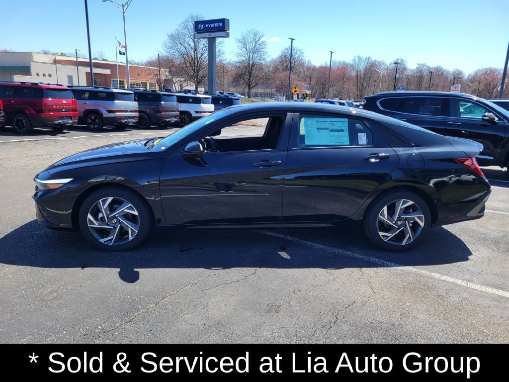 Used 2026 Hyundai Elantra SEL FWD image 7