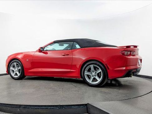 Used 2020 Chevrolet Camaro LT image 32