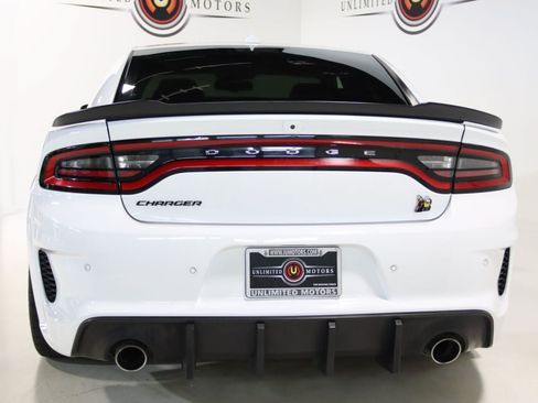 Used 2022 Dodge Charger Scat Pack RWD image 31