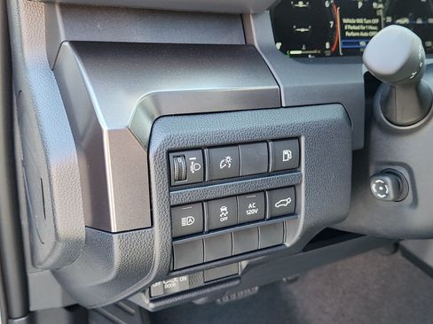 New 2026 Toyota 4Runner 4WD image 12