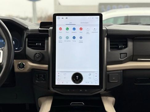 Certified 2022 Ford Expedition Platinum image 32