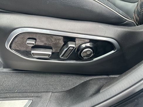 Used 2024 Jeep Grand Cherokee Summit w/ Luxury Tech Group V image 13