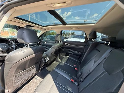 Used 2021 Kia Sorento S w/ Panoramic Sunroof Package AWD/4WD image 24