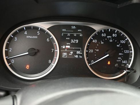 Certified 2025 Nissan Versa S w/ Trunk Package FWD image 18