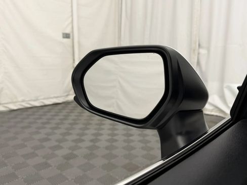 Used 2020 Toyota Camry SE FWD image 14