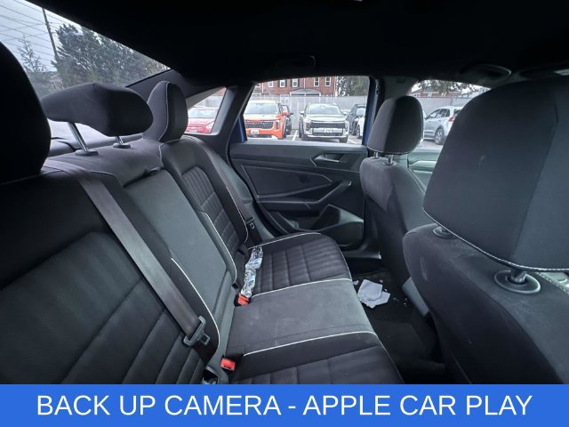 Used 2023 Volkswagen Jetta Sport FWD image 3