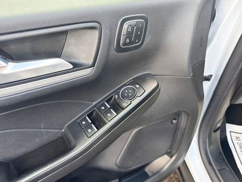 Used 2025 Ford Escape Platinum w/ Premium Technology Package image 31