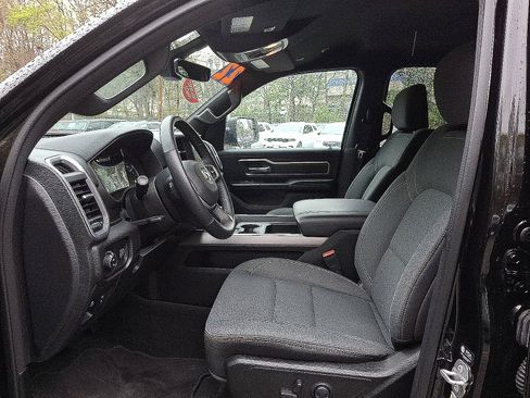 Used 2022 RAM 1500 Big Horn AWD/4WD image 14