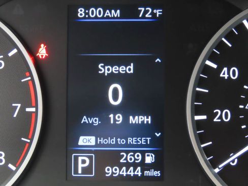 Used 2024 Nissan Sentra S FWD image 9