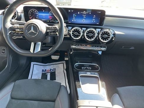 Used 2024 Mercedes-Benz CLA 250 4MATIC image 12
