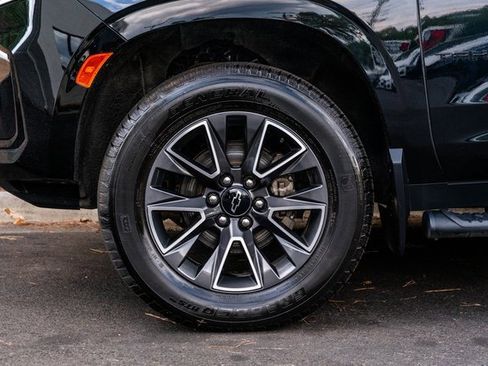 Used 2023 Chevrolet Tahoe Z71 image 9