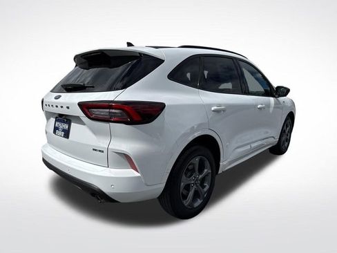 Used 2023 Ford Escape ST-Line w/ Tech Pack #1 AWD/4WD image 5