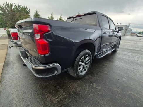 Used 2023 Chevrolet Silverado 1500 LT AWD/4WD image 7