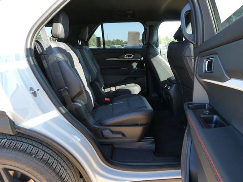 New 2027 Ford Explorer ST AWD/4WD image 10