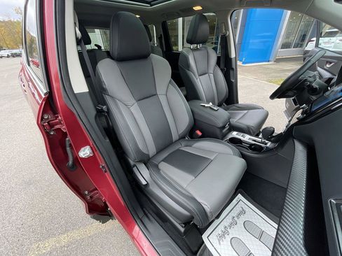 Used 2022 Subaru Ascent Onyx Edition image 28