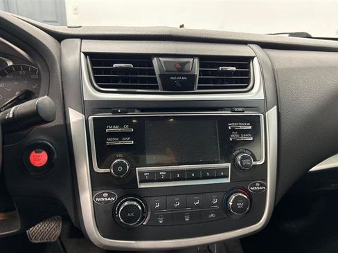 Used 2016 Nissan Altima 2.5 S w/ Power Driver Seat Package image 16