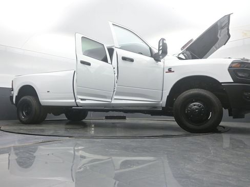 New 2026 RAM 3500 Tradesman AWD/4WD image 75