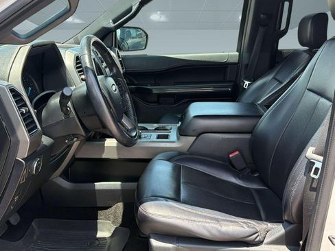 Used 2019 Ford Expedition Max XLT w/ Equipment Group 201A RWD image 5