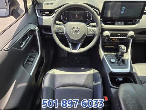 Used 2020 Toyota RAV4 Limited AWD/4WD image 13