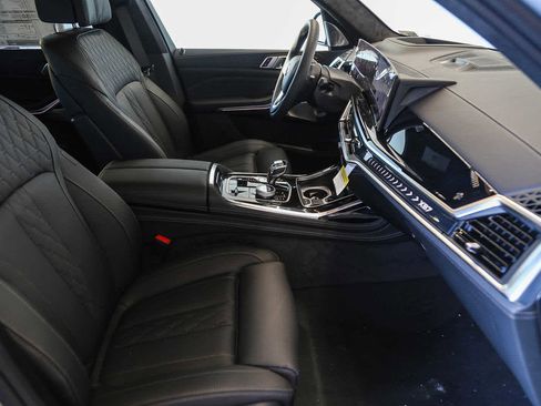 New 2025 BMW ALPINA XB7 image 13