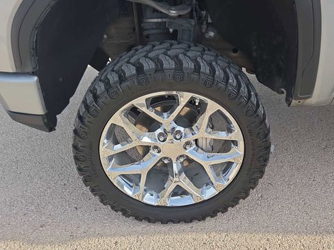 Used 2024 GMC Sierra 1500 Elevation image 8