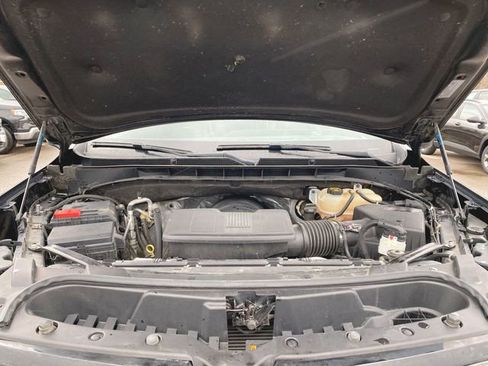 Used 2023 Cadillac Escalade Premium Luxury image 31