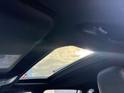 Used 2016 Toyota RAV4 SE image 42