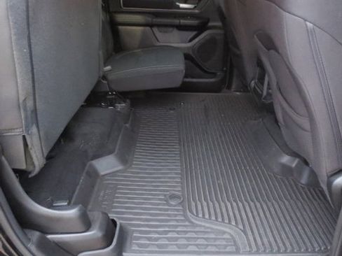 Used 2025 RAM 1500 Big Horn AWD/4WD image 33