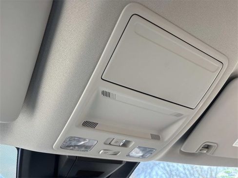 New 2025 Ford Ranger XLT w/ FX4 Off-Road Package image 29