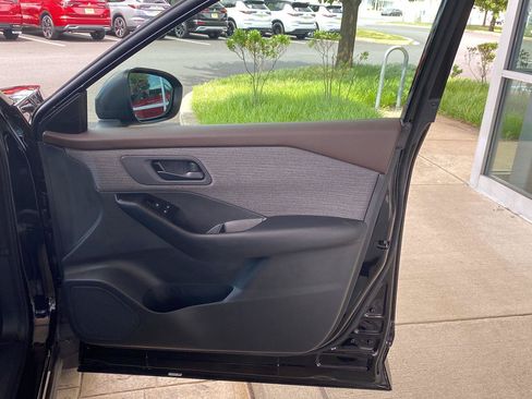 Certified 2023 Nissan Rogue S AWD/4WD image 23