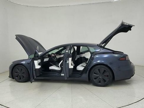 Used 2025 Tesla Model S Plaid image 67